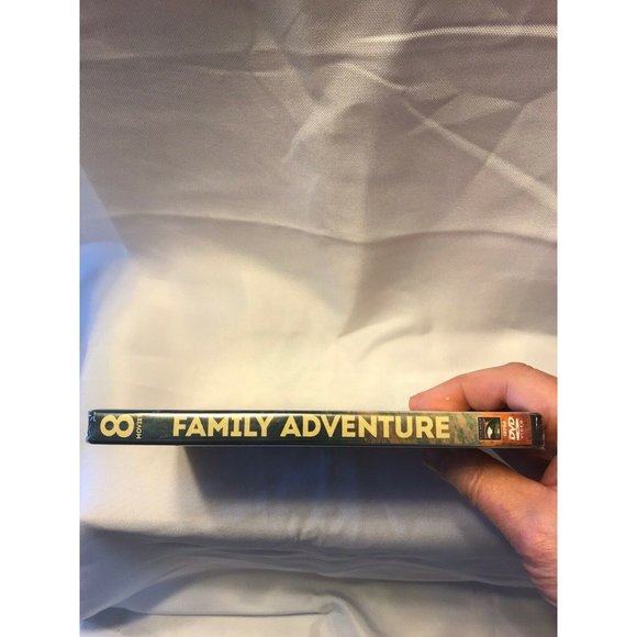 8 Family Adventure Movies 2 Disc Set Region 1 DVD New - Picture 4 of 4